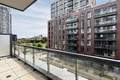Photo 23 at 419 - 55 Regent Park Boulevard, Regent Park, Toronto