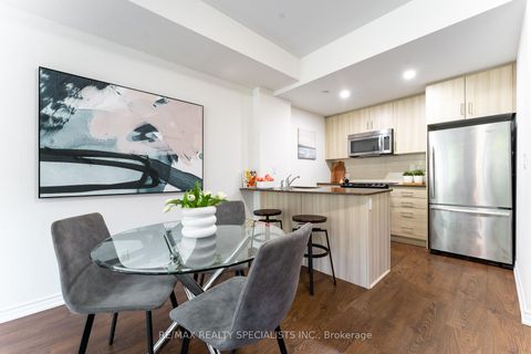 Photo 8 at 34 - 120 Twenty Fourth Street, Long Branch, Toronto