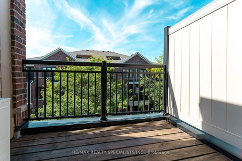 Photo 15 at 34 - 120 Twenty Fourth Street, Long Branch, Toronto