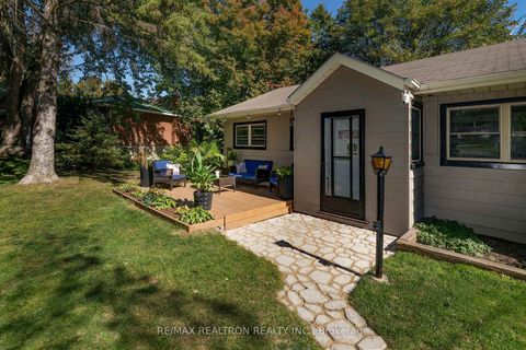 Photo 3 at 2010 Lea Road, Alcona, Innisfil
