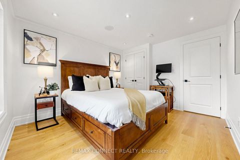Photo 19 at 10 Catalina Drive, Scarborough Village, Toronto