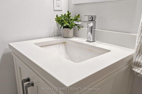 Photo 34 at 10 Catalina Drive, Scarborough Village, Toronto