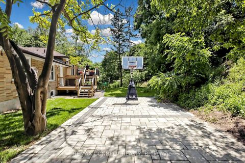 Photo 42 at 10 Catalina Drive, Scarborough Village, Toronto