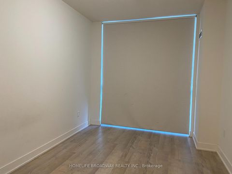 Photo 10 at 120 - 50 George Butchart Drive, CFB, Toronto