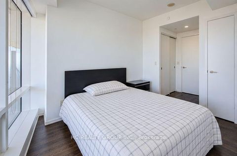 Photo 15 at 6209 - 1 Bloor Street E, Yonge Corridor, Toronto
