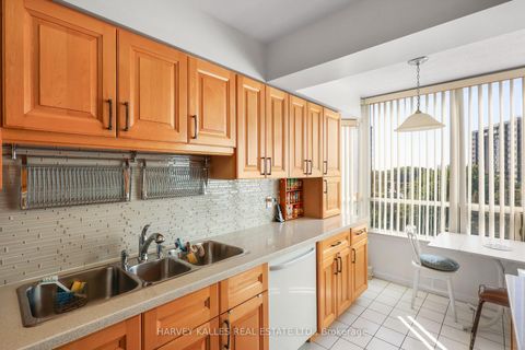 Photo 14 at 605 - 1121 Steeles Avenue W, Branson, Toronto