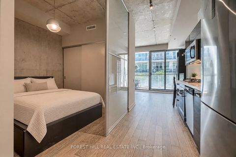 Photo 9 at 205 - 39 Brant Street, Waterfront Communities C1, Toronto