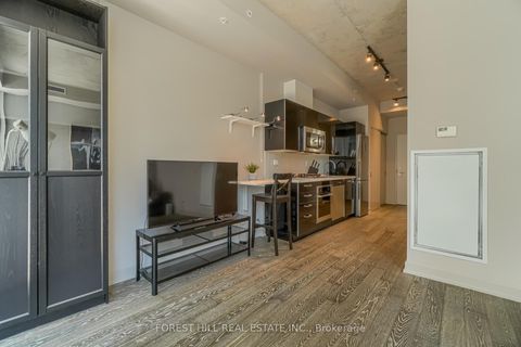 Photo 13 at 205 - 39 Brant Street, Waterfront Communities C1, Toronto