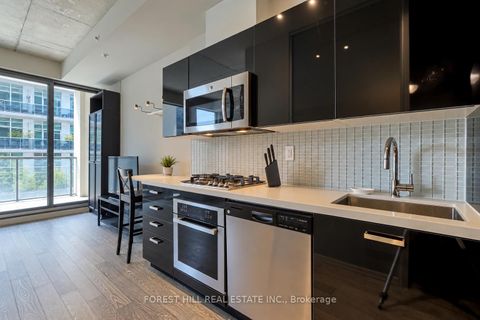 Photo 16 at 205 - 39 Brant Street, Waterfront Communities C1, Toronto