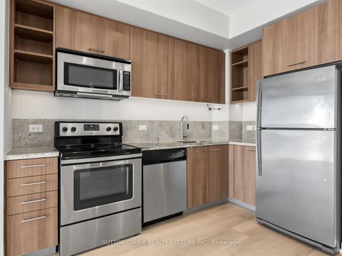 Photo 6 at 907 - 70 Distillery Lane, Waterfront Communities C8, Toronto