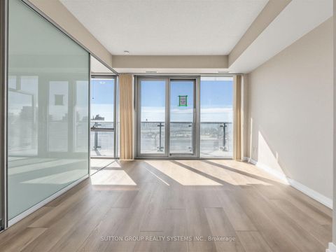 Photo 17 at 907 - 70 Distillery Lane, Waterfront Communities C8, Toronto