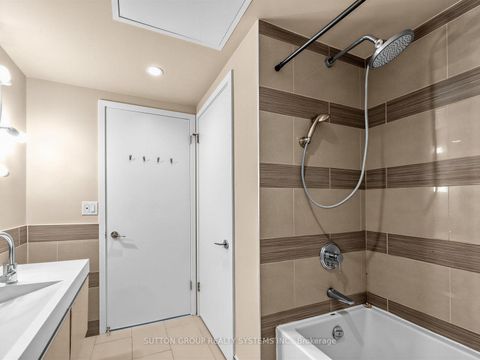 Photo 27 at 907 - 70 Distillery Lane, Waterfront Communities C8, Toronto