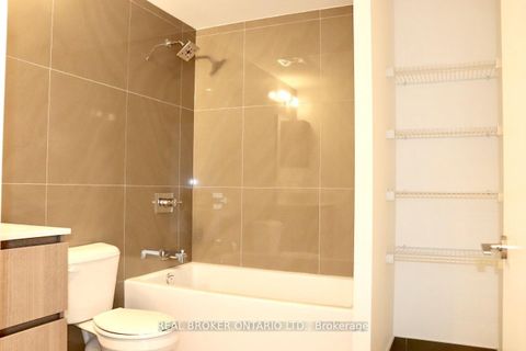 Photo 11 at 717 - 15 Baseball Place, South Riverdale, Toronto