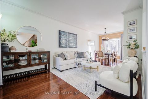Photo 5 at 83 Stonebridge Boulevard, L'Amoreaux, Toronto