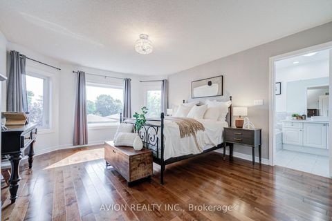 Photo 20 at 83 Stonebridge Boulevard, L'Amoreaux, Toronto