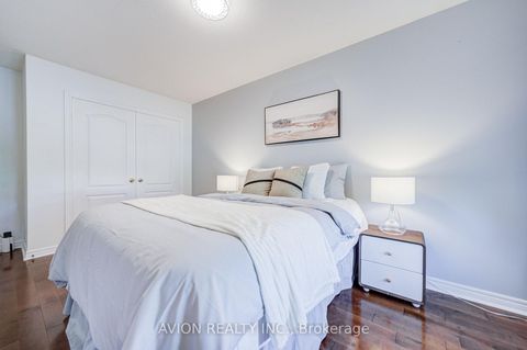 Photo 33 at 83 Stonebridge Boulevard, L'Amoreaux, Toronto