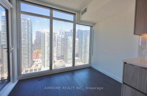 Photo 4 at 2001 - 1 Concord cityplace Way, Waterfront Communities C1, Toronto
