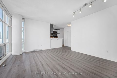 Photo 5 at 3703 - 35 Mariner Terrace, Waterfront Communities C1, Toronto