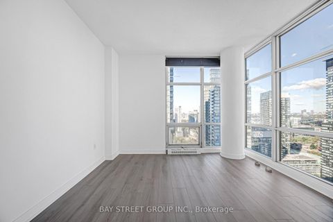 Photo 12 at 3703 - 35 Mariner Terrace, Waterfront Communities C1, Toronto