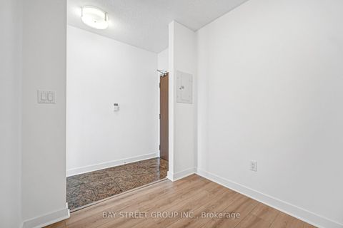 Photo 19 at 3703 - 35 Mariner Terrace, Waterfront Communities C1, Toronto