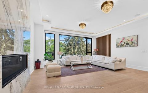 Photo 7 at 257 Lawrence Avenue E, York Mills, Toronto