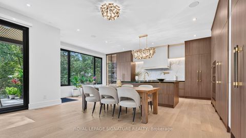 Photo 13 at 257 Lawrence Avenue E, York Mills, Toronto