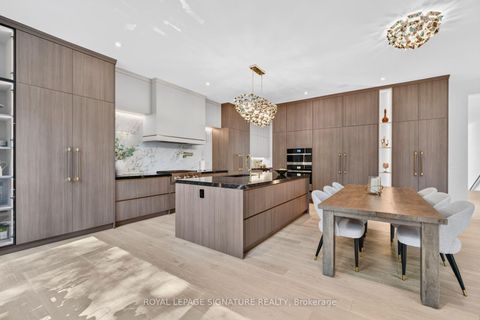 Photo 14 at 257 Lawrence Avenue E, York Mills, Toronto