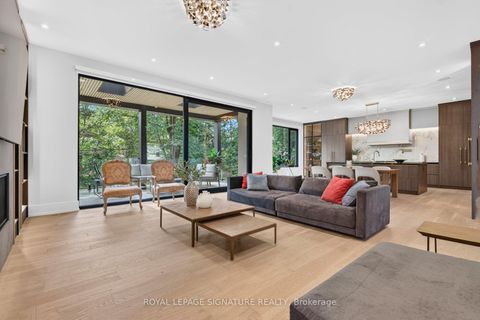 Photo 16 at 257 Lawrence Avenue E, York Mills, Toronto