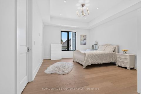 Photo 24 at 257 Lawrence Avenue E, York Mills, Toronto