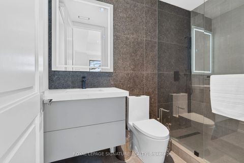 Photo 29 at 257 Lawrence Avenue E, York Mills, Toronto