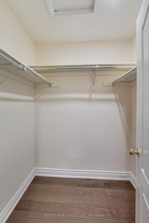 Photo 22 at 20 Trish Drive, Oak Ridges Lake Wilcox, Richmond Hill