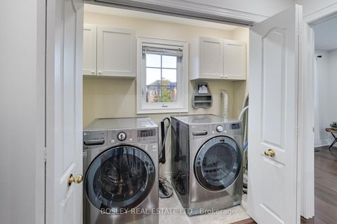 Photo 27 at 20 Trish Drive, Oak Ridges Lake Wilcox, Richmond Hill