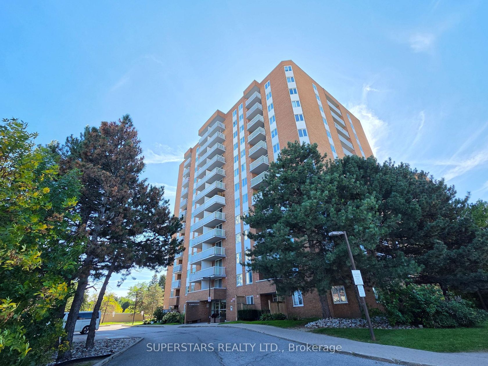 905 - 15 Sewells Road, Malvern, Toronto 