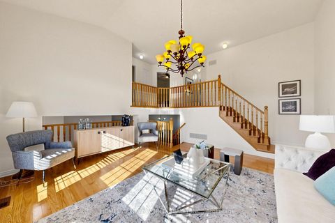 Photo 8 at 5 Rivington Avenue, Patterson, Vaughan