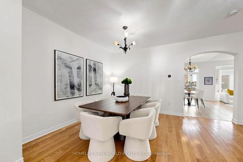 Photo 11 at 5 Rivington Avenue, Patterson, Vaughan