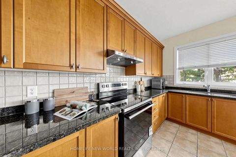 Photo 19 at 5 Rivington Avenue, Patterson, Vaughan