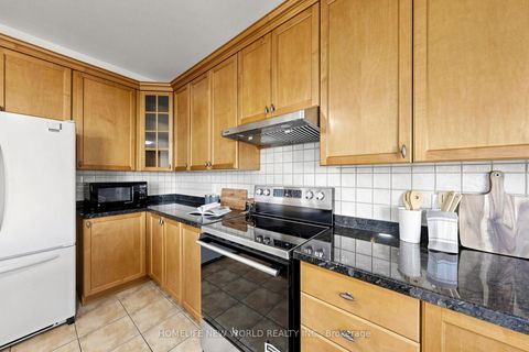 Photo 20 at 5 Rivington Avenue, Patterson, Vaughan