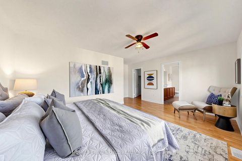 Photo 30 at 5 Rivington Avenue, Patterson, Vaughan
