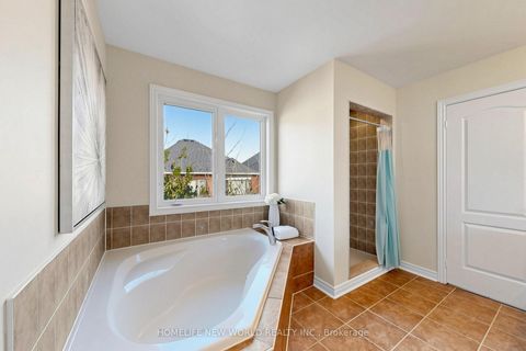 Photo 32 at 5 Rivington Avenue, Patterson, Vaughan