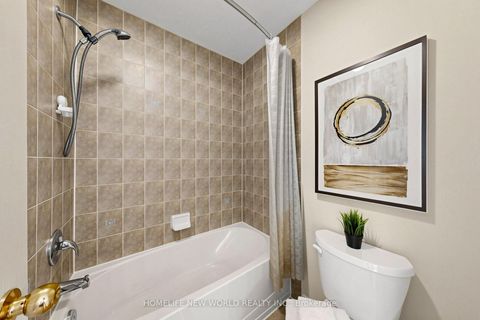 Photo 43 at 5 Rivington Avenue, Patterson, Vaughan