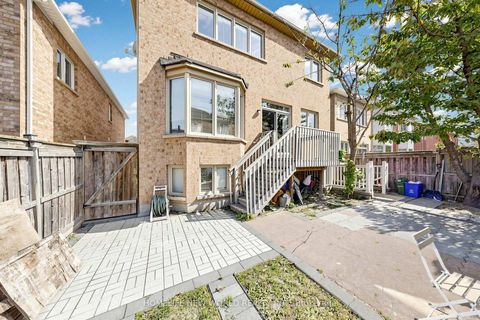 Photo 46 at 5 Rivington Avenue, Patterson, Vaughan