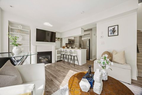 Photo 3 at 659 - 3 Everson Drive, Willowdale East, Toronto