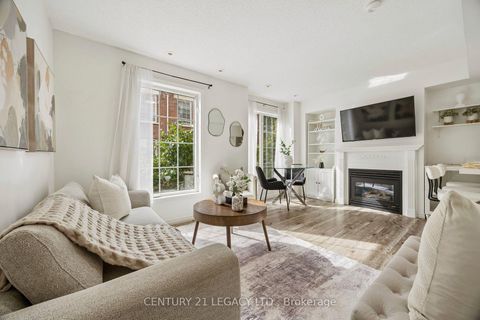 Photo 5 at 659 - 3 Everson Drive, Willowdale East, Toronto