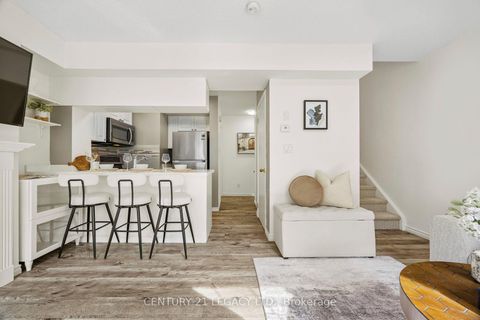 Photo 11 at 659 - 3 Everson Drive, Willowdale East, Toronto
