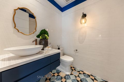 Photo 10 at 231 Hounslow Avenue, Willowdale West, Toronto