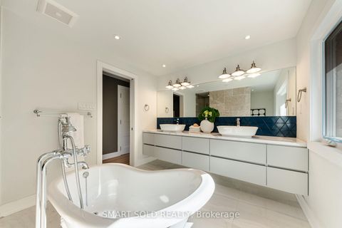 Photo 19 at 231 Hounslow Avenue, Willowdale West, Toronto