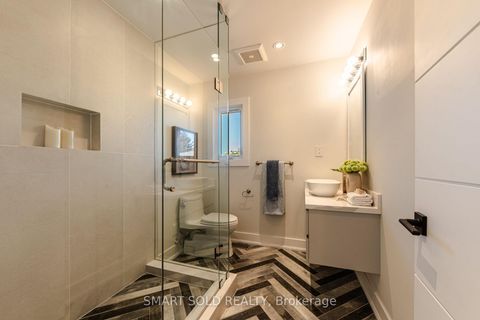 Photo 26 at 231 Hounslow Avenue, Willowdale West, Toronto
