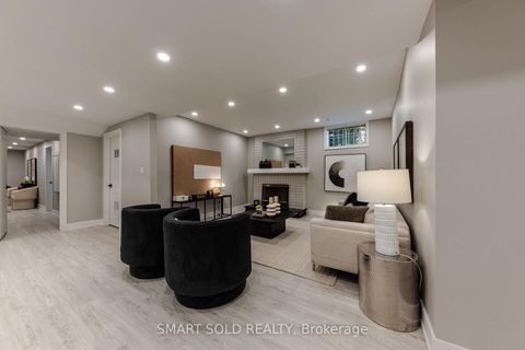 Photo 30 at 231 Hounslow Avenue, Willowdale West, Toronto