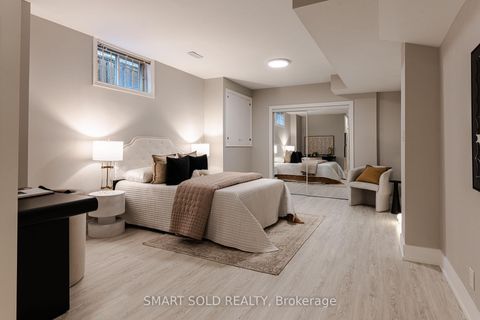 Photo 31 at 231 Hounslow Avenue, Willowdale West, Toronto