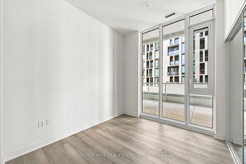 Photo 15 at 625 - 230 Simcoe Street, Chinatown, Toronto